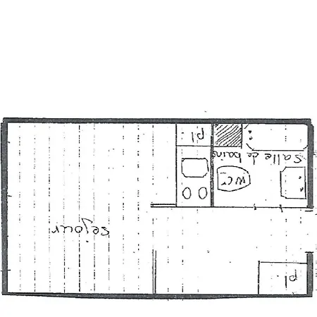 Roche Blanche - Location: Pour 2 Personnes Dans Le Centre